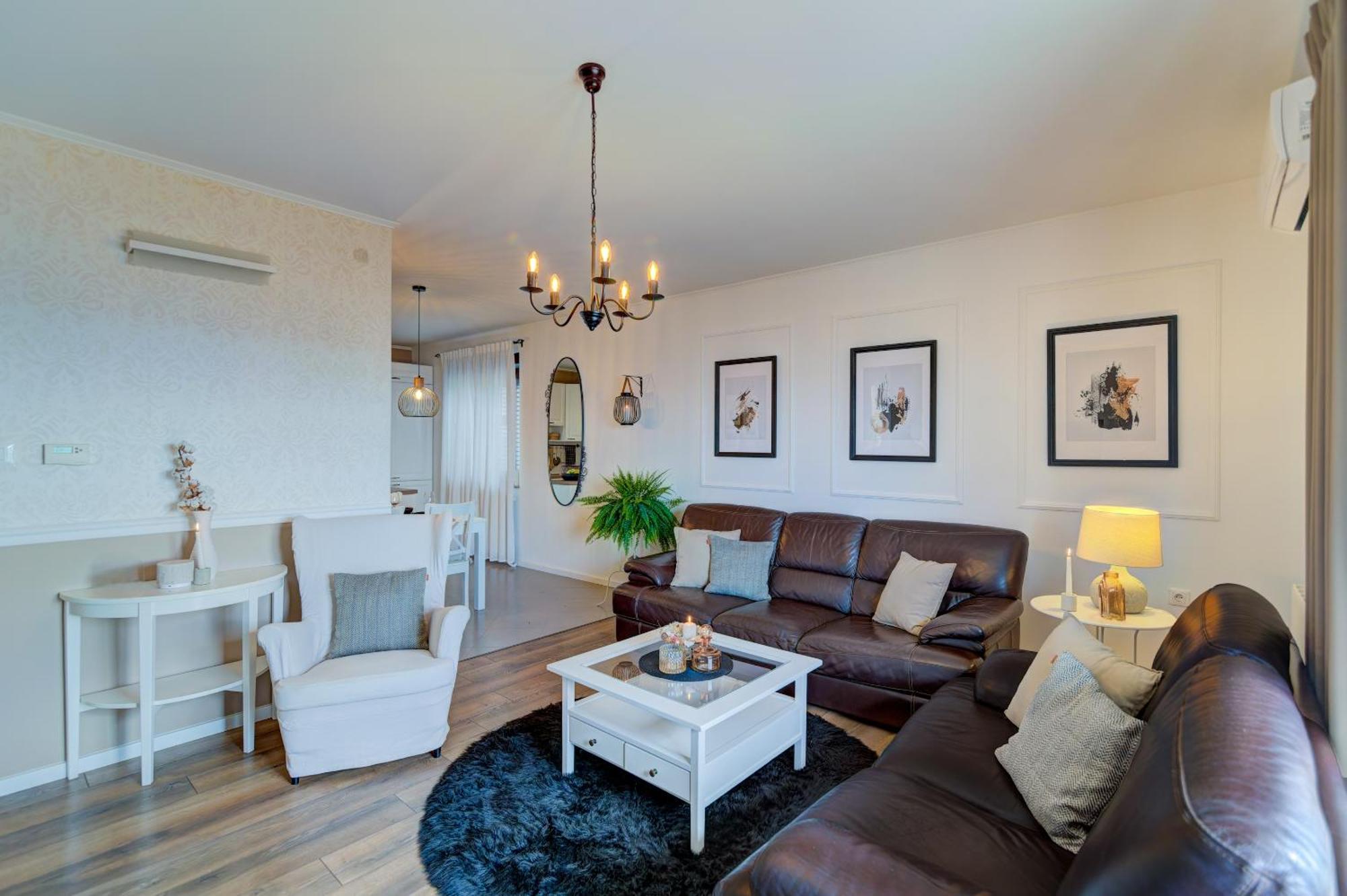 Apartment Franko 塞尼 外观 照片